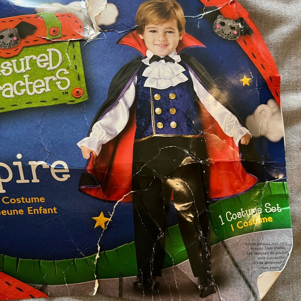Treasured characters vampire costume. Xs.